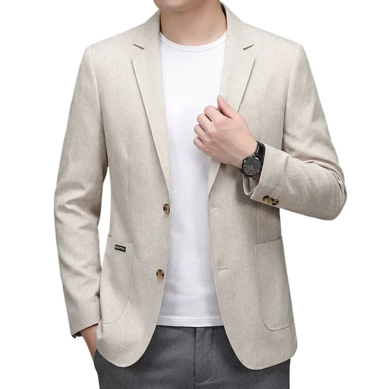 Man wearing a light-beige summer blazer over a white T-shirt